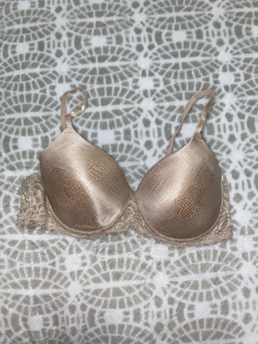Izod Satin-Look Lace Tumbled Beige Bra
